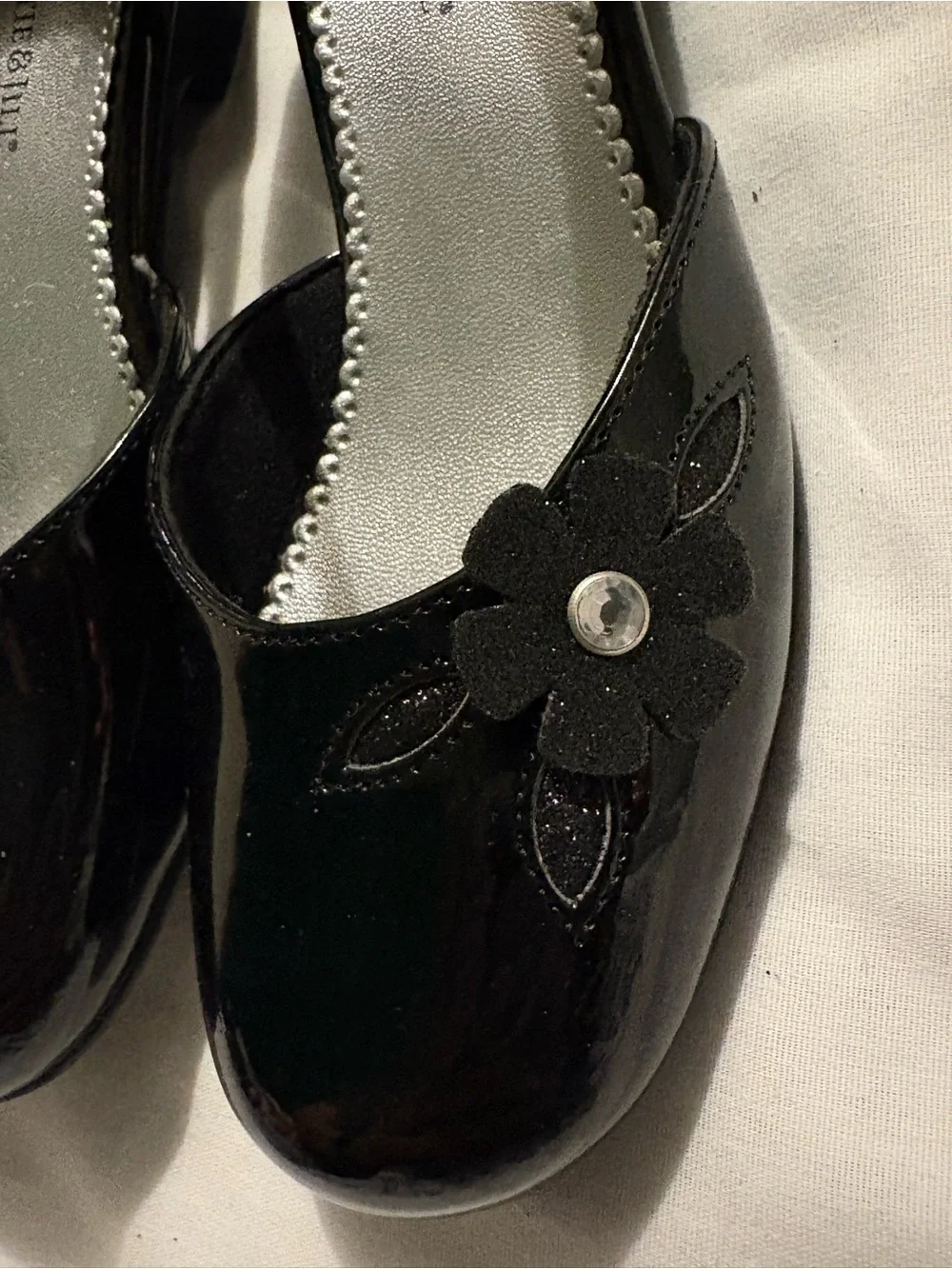 Girls' Black Patent Mary Jane Dress Shoes with Floral Accent